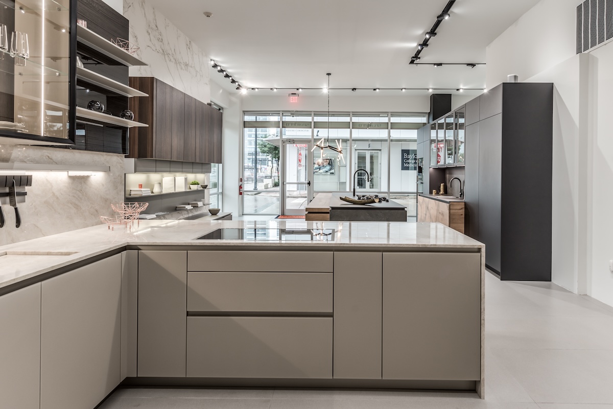 Houston Showroom kitchen Sale